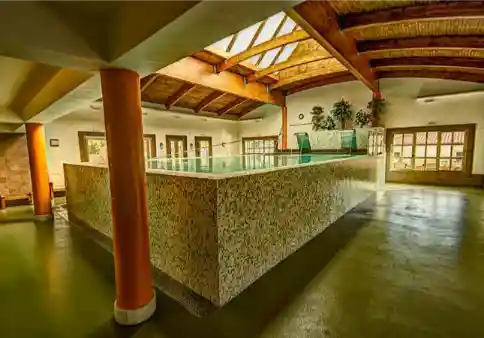 Balneario de Balneario-banos-de-montemayor