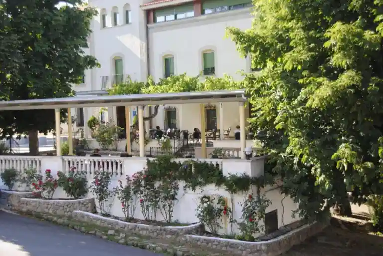 Balneario de Balneario-el-salugral-termal-resort