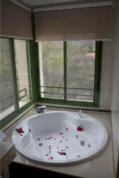 Balneario de Balneario-el-salugral-termal-resort