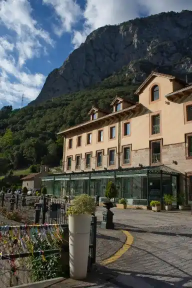 Balneario de Balneario-la-hermida