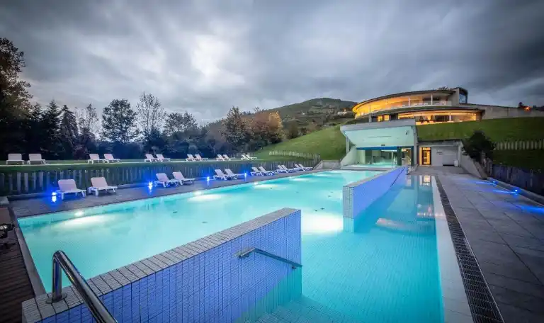 Balneario de Las-caldas-villa-termal